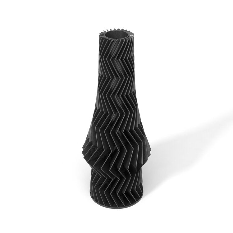 Black ZigZag Vase